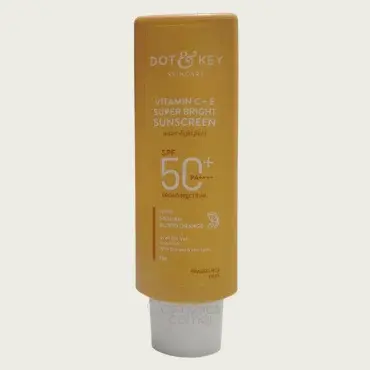 Dot & Key Vitamin C + E Super Bright Sunscreen SPF50+ PA++++ 80g