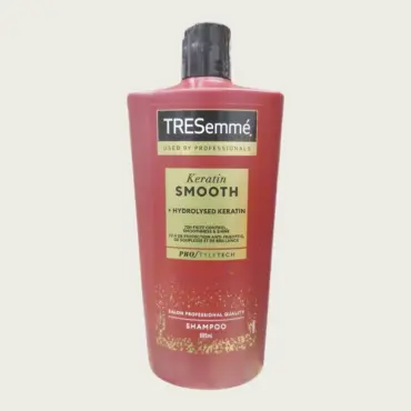 TRESemmé Keratin Smooth Shampoo 685ml – Smooth & Frizz Control Hair Care