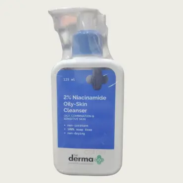 The Derma Co 2% Niacinamide Cleanser 125ml – Deep Cleansing for Oily Skin