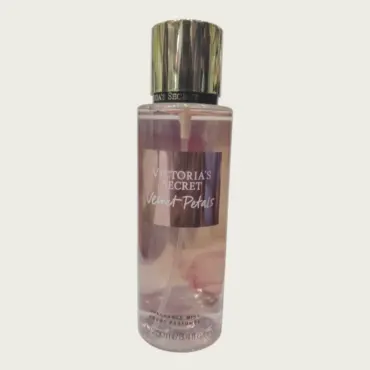 Victoria’s Secret Velvet Petals Fragrance Body Mist 250ml – Women’s Floral & Sweet Body Mist